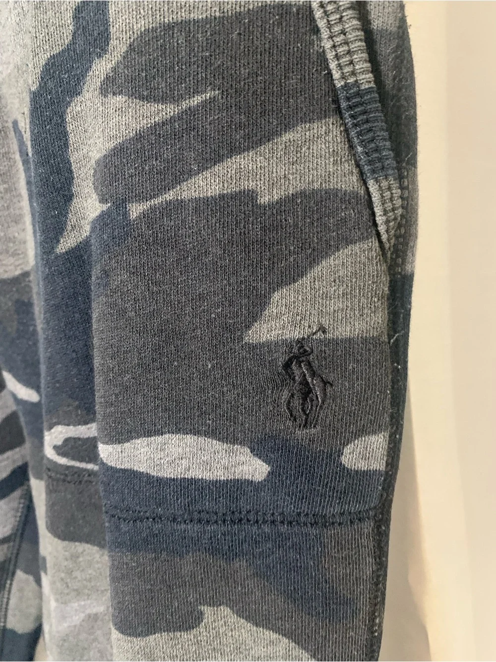 Polo by Ralph Lauren Men's Gray & Black Camo Joggers